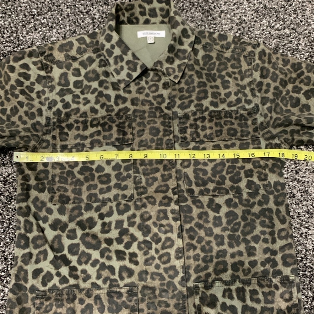Good American Sage Leopard Denim Jacket - Picture 6 of 11
